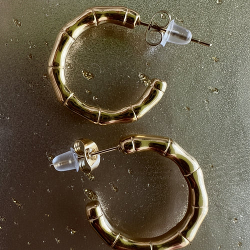 Caramel Swirl – gold-tone earrings by The Basics